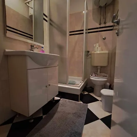 Dado Apartment
